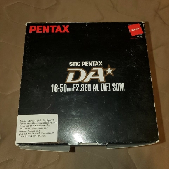 Pentax SMC DA* 16-50mm F2.8 ED AL IF SDM Lens - Picture 2 of 5